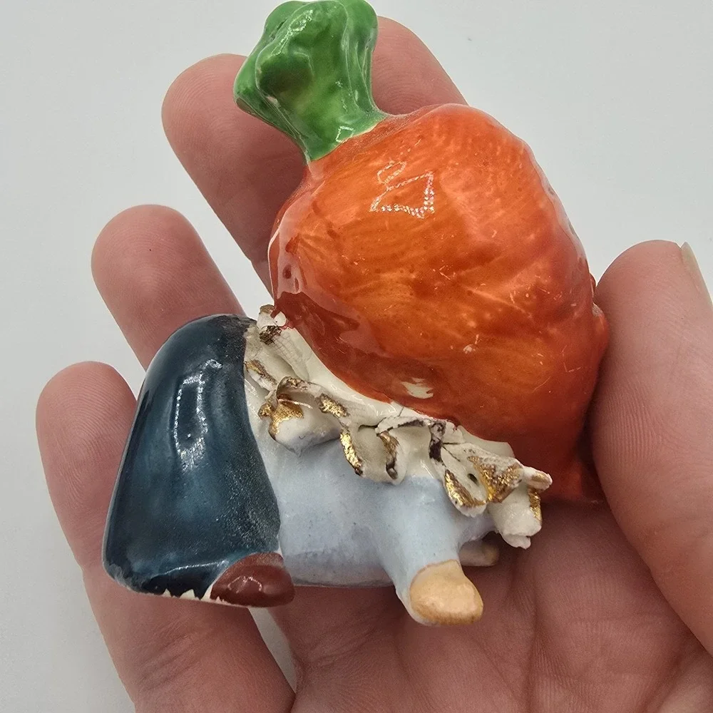 Anthropomorphic Carrot Heads Vintage Salt & Pepper Set